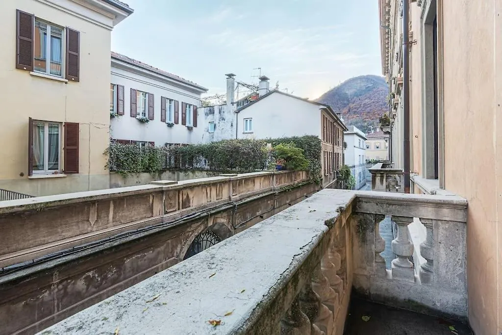 Luxury Suite Como Apartment